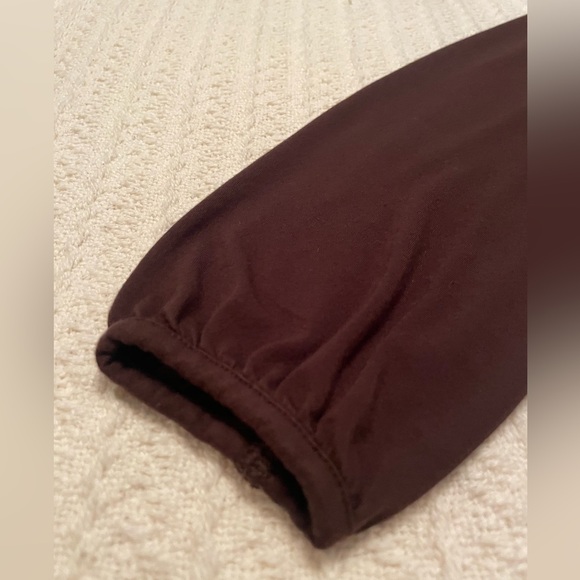 Beautiful Michael Kors  Chocolate Brown Mock Neck Long Sleeve Top - Picture 5 of 7